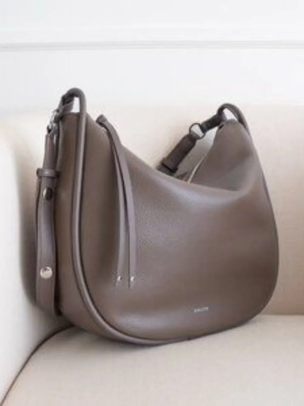 NWOT AALLYN Marley Hobo Purse
